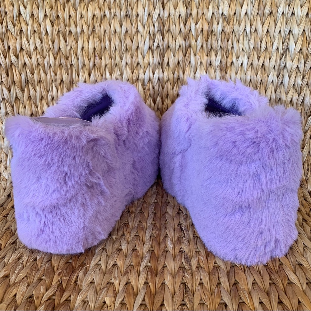 New YRU Gravity Lilac Faux Fur Platform Slides - Picture 4 of 5